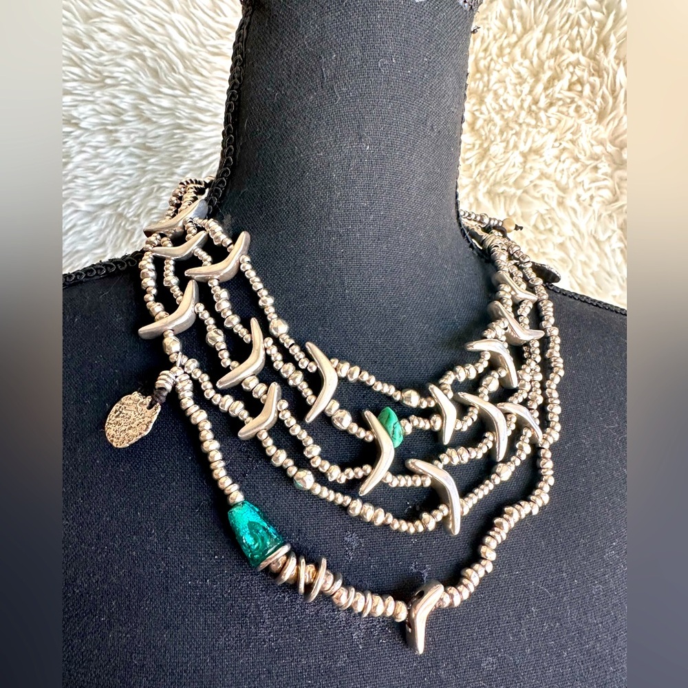 UNO De 50 LIMITED EDITION 27/50 Silver Glass ME ENDREDE Statement Necklace